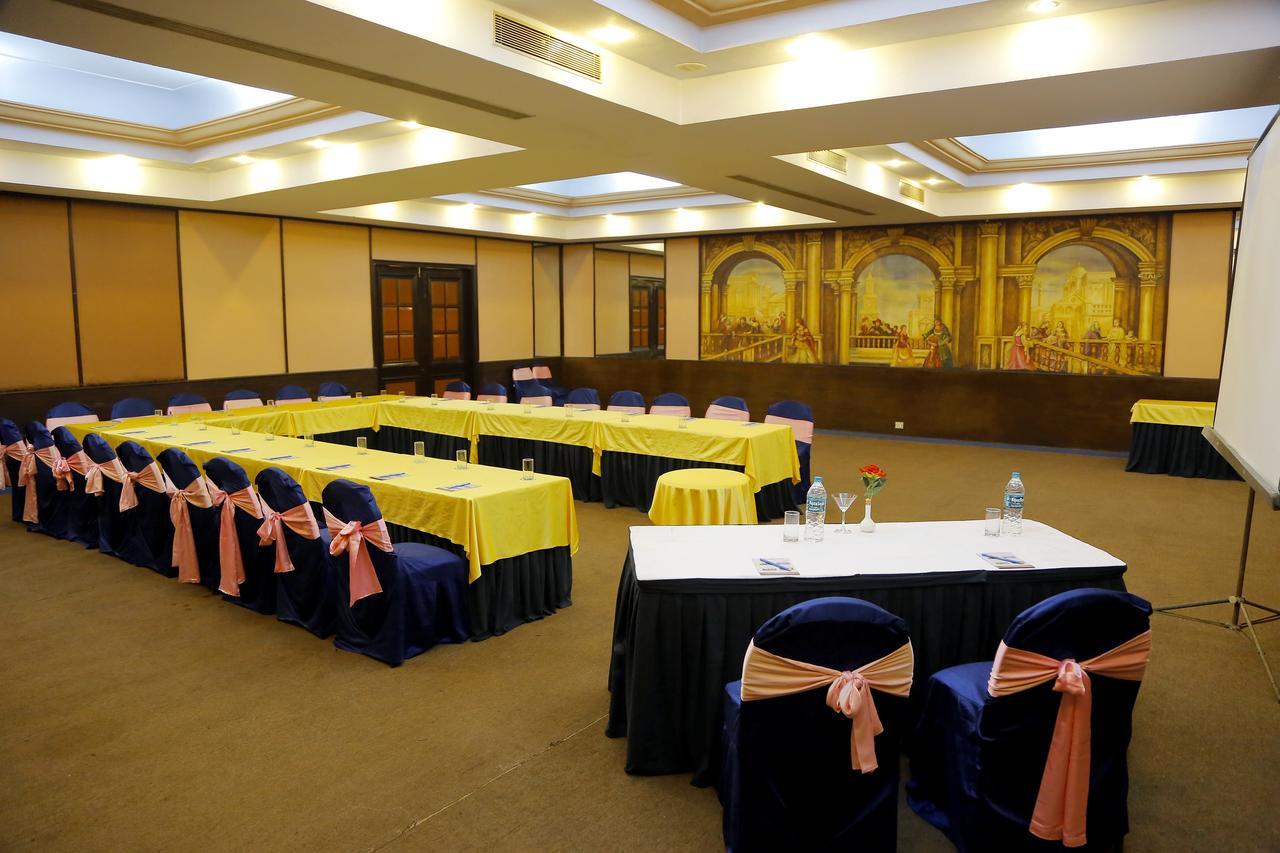 Golden Retreat Hotel Haldia Exterior photo