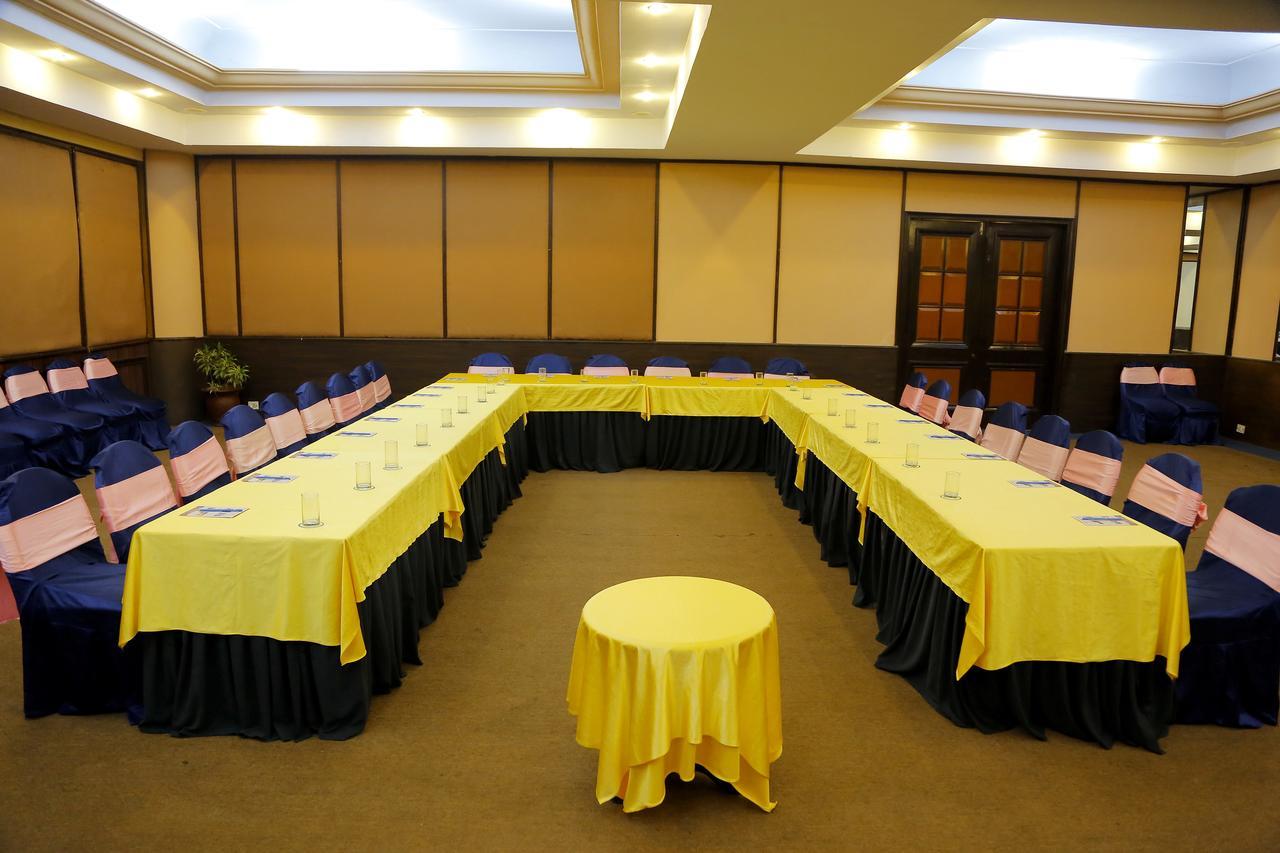 Golden Retreat Hotel Haldia Exterior photo